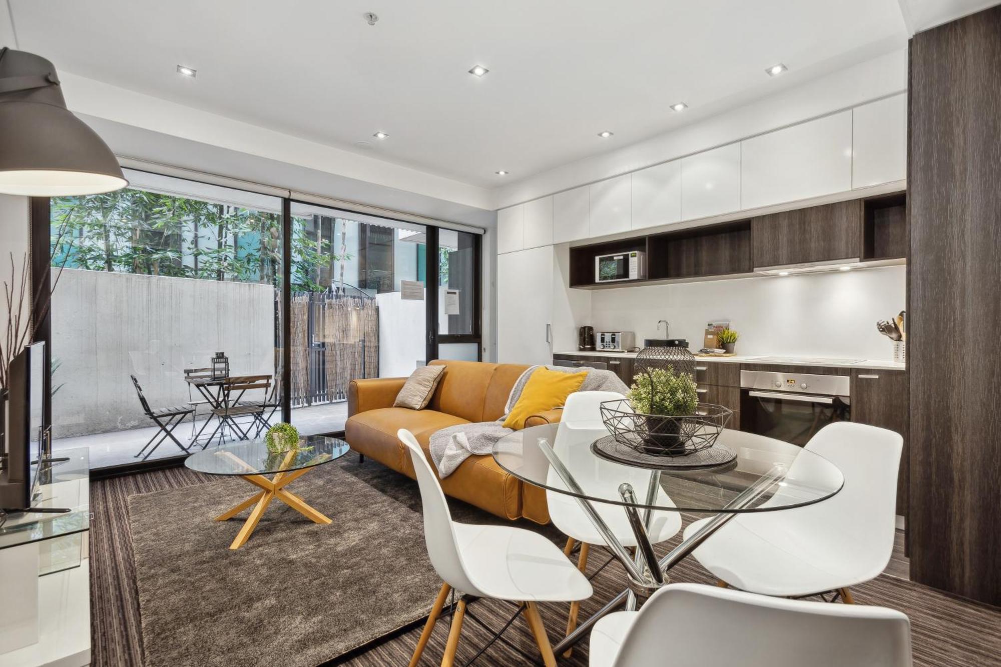 Complete Host Halo Apartments Melbourne Szoba fotó