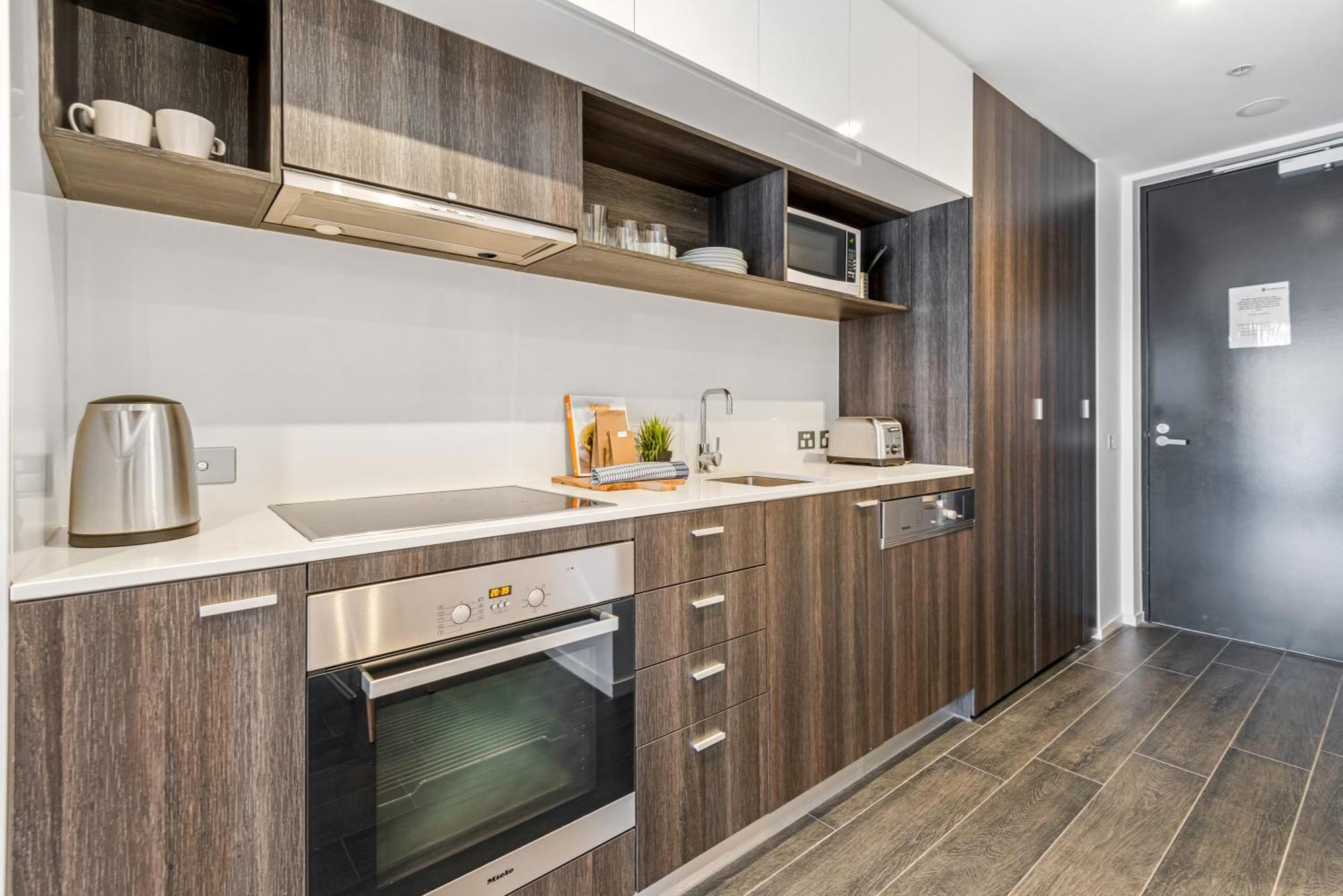 Complete Host Halo Apartments Melbourne Szoba fotó