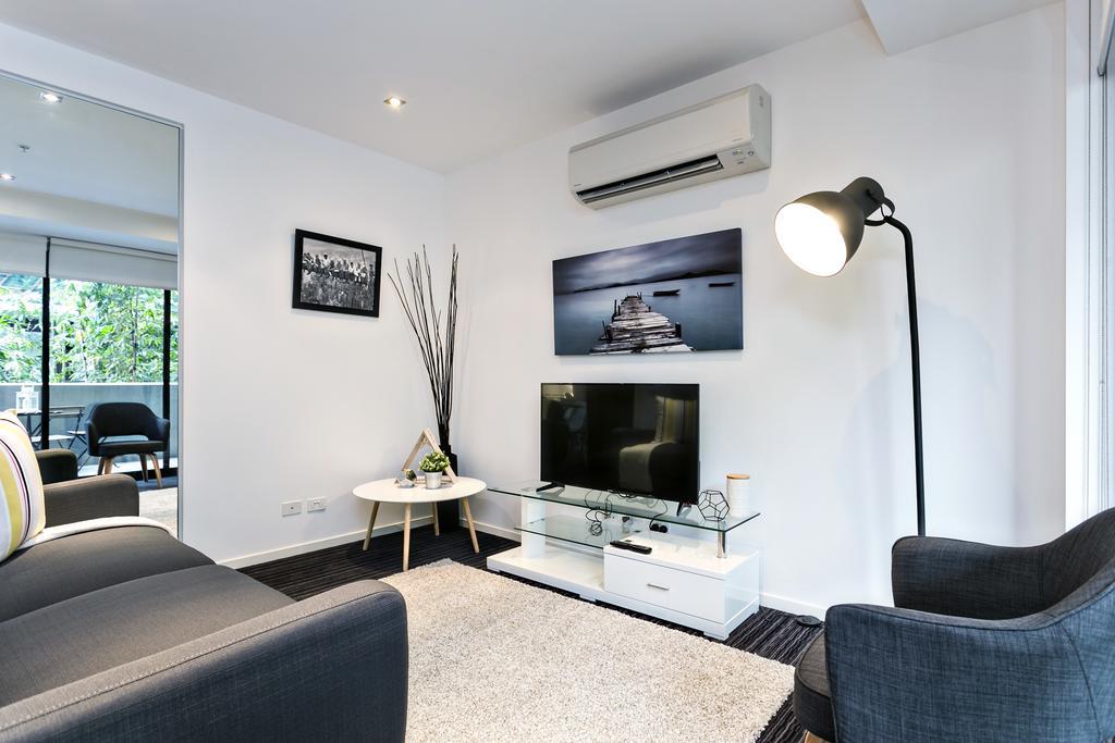 Complete Host Halo Apartments Melbourne Szoba fotó